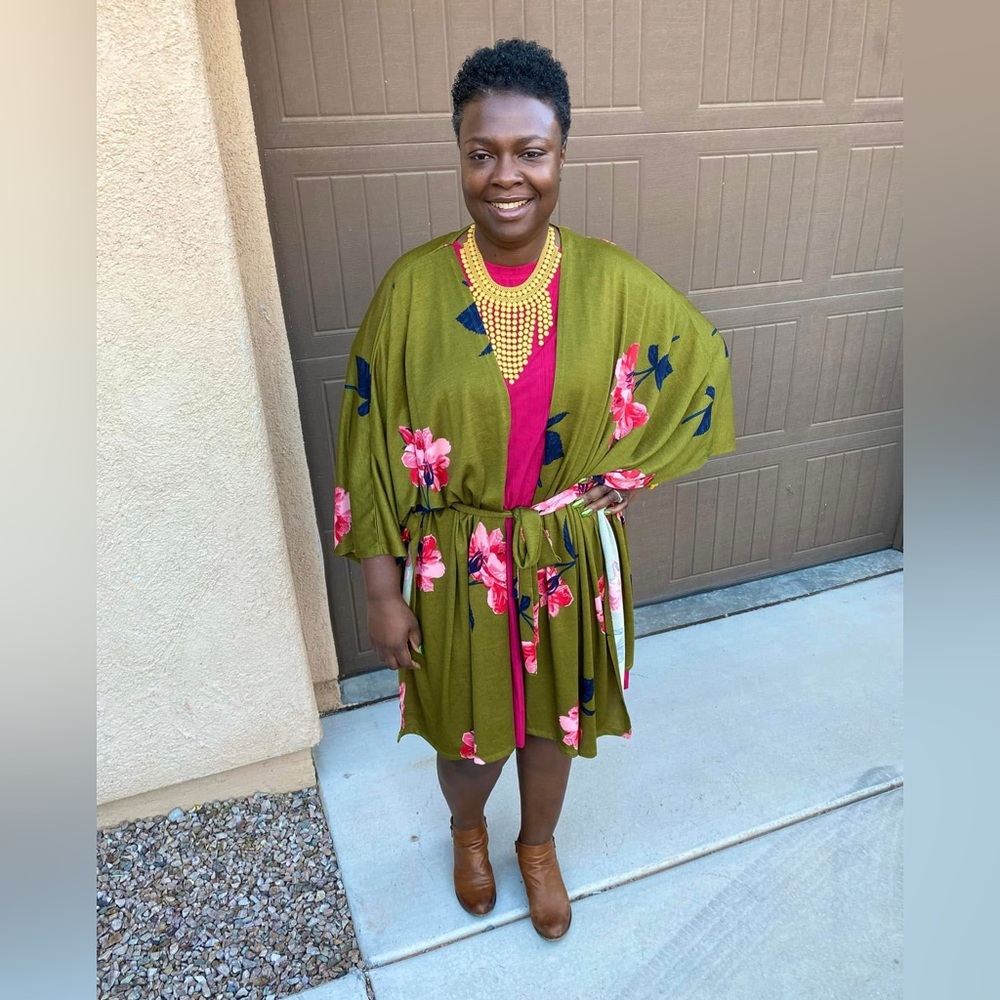 EUC Lularoe Savannah Floral Patterned Kaftan